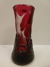 VINTAGE EMBOSSED RED & CLEAR CRANBERRY GLASS POSY VASE