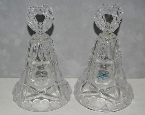 Vintage Pair of Price Creation 24% Lead Crystal Bells With Frosted Hearts - 第 2/6 張圖片
