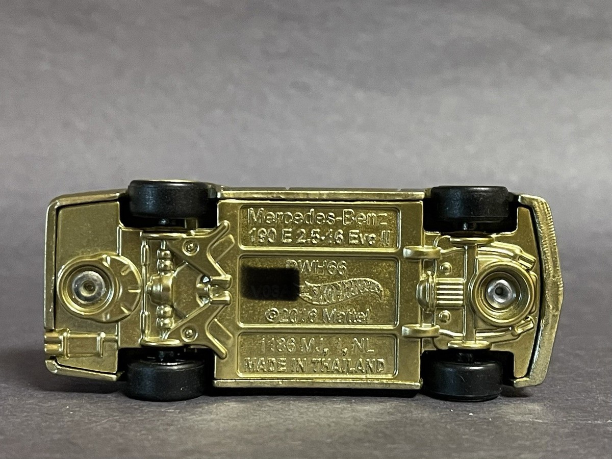 Hot Wheels New 2026 Premium GOLD Chase Mercedes-Benz 190 E 2.5-16