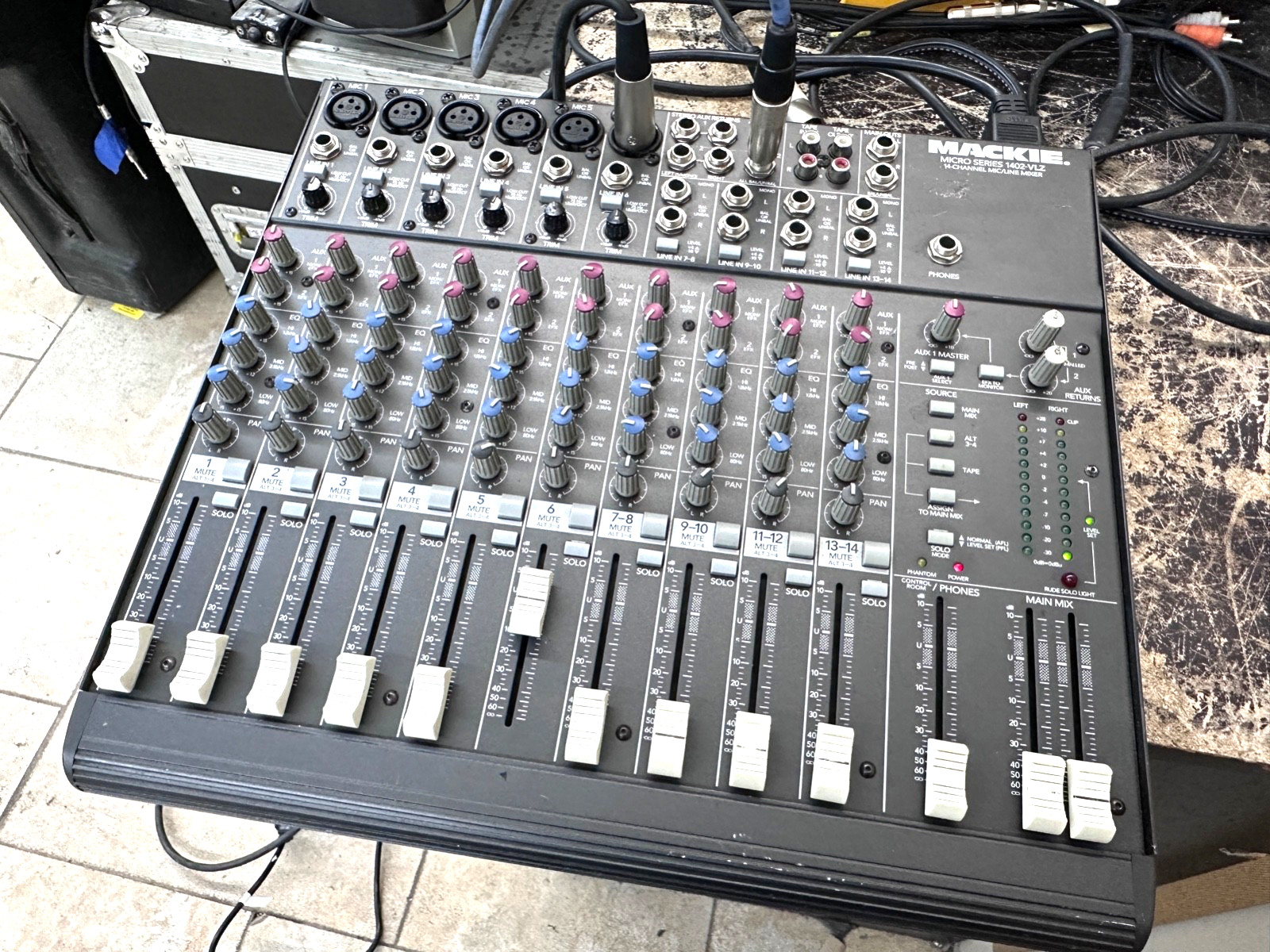 Mackie Micro Series 1402-VLZ 14-Channel Mic/Line Mixer - Tested & Working USA
