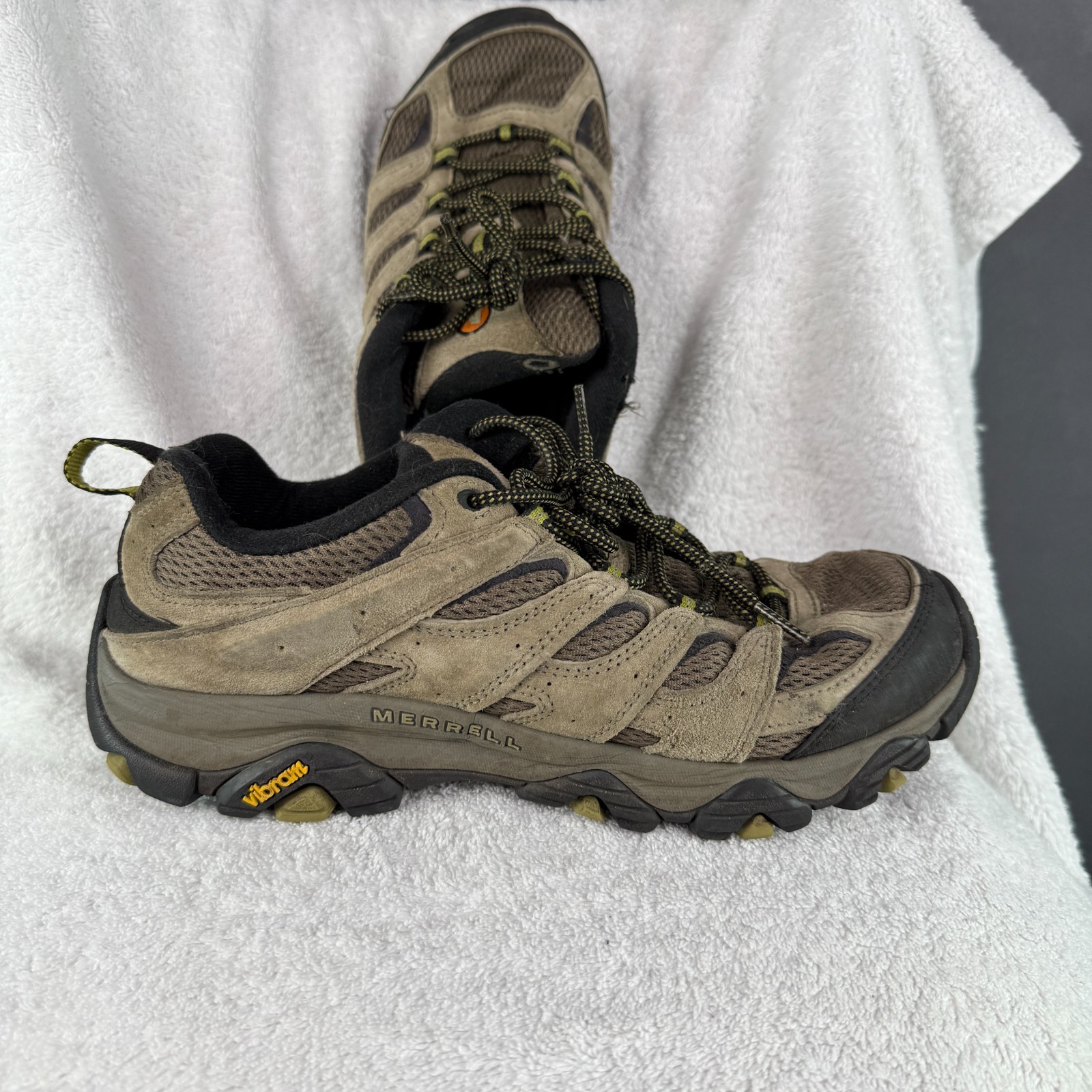 Stivali da trekking uomo Merrell Moab 3 taglia 10 noce scamosciato suola Vibram scarpe