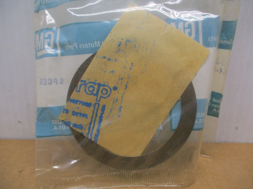 GM spacer 332505 - Image 3 of 3