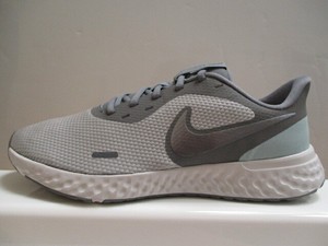 nike revolution ladies trainers