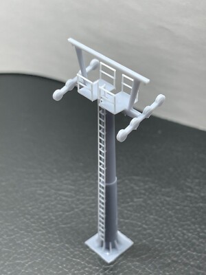 N Scale Gondola untrimmed Ski lift Tower model rail road 2 Pcs.