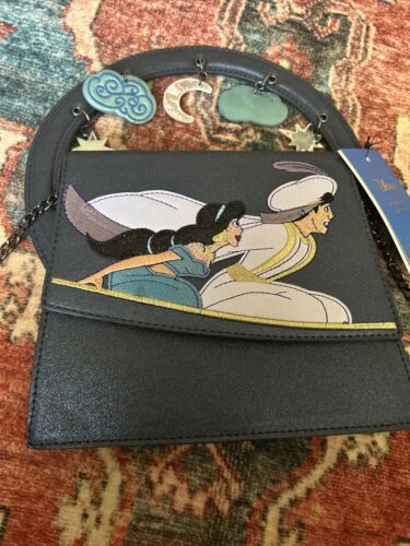Sac bandoulière Aladdin & Jasmine tout nouveau monde par Danielle Nicole Disney neuf avec étiquettes - Photo 1/8
