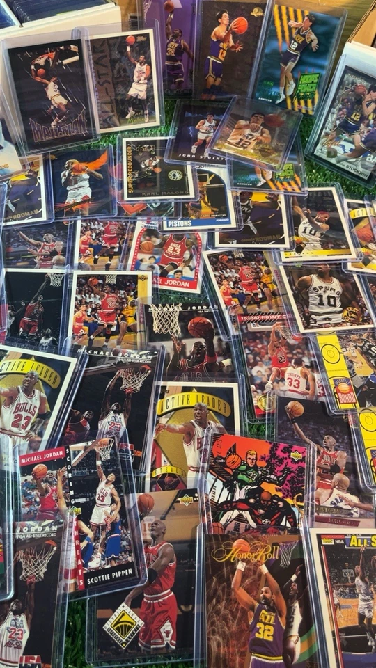 BASKETBALL CARDS 90s Inserts Vintage Sports Estate Sale Lot MICHAEL JORDAN& More - Image 4 of 4