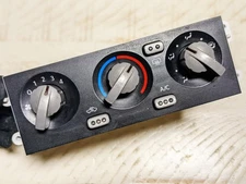 01-04 Nissan Xterra and Frontier Heater AC Temperature Control Switch Panel OEM