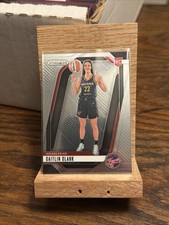 Caitlin Clark 2024 Panini Prizm Variation RC Rookie Base #22