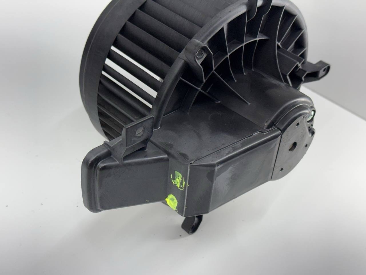 2014 - 2017 Maserati Ghibli S Q4 M157 Blower Motor HVAC Air Vent Fan Cage 434