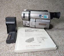 Sony Handycam Vision CCD-TRV615 NTSC Hi8 Video Camcorder Tested Working 72X Zoom