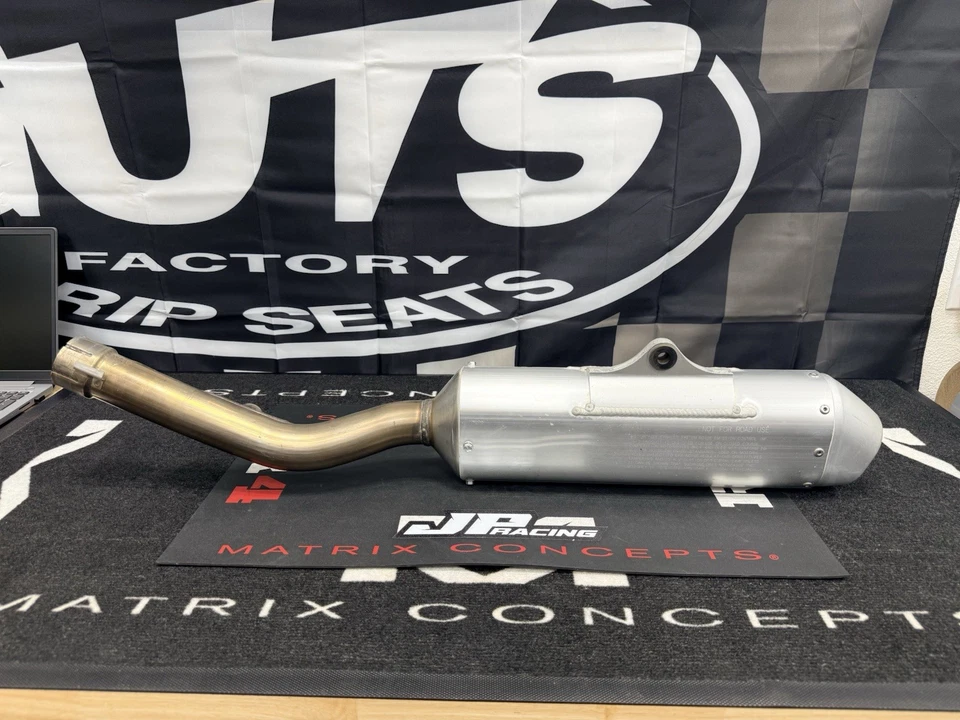 Kawasaki KX250F 2012 silenciador OEM 18100-0110, ¡excelente estado! KX250F 2009-2016 Foto 2 de 4