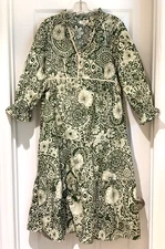 Umgee Green & Cream Block Printed Long Sleeved Tiered Midi Dress Medium
