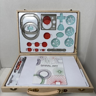 FAO Schwarz Spiral Art Set Wood Carrying Case Drawing Crafting EUC No Putty