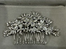 White Toolbox Beautiful Elegant Wedding bridal hair comb pearl with crystal