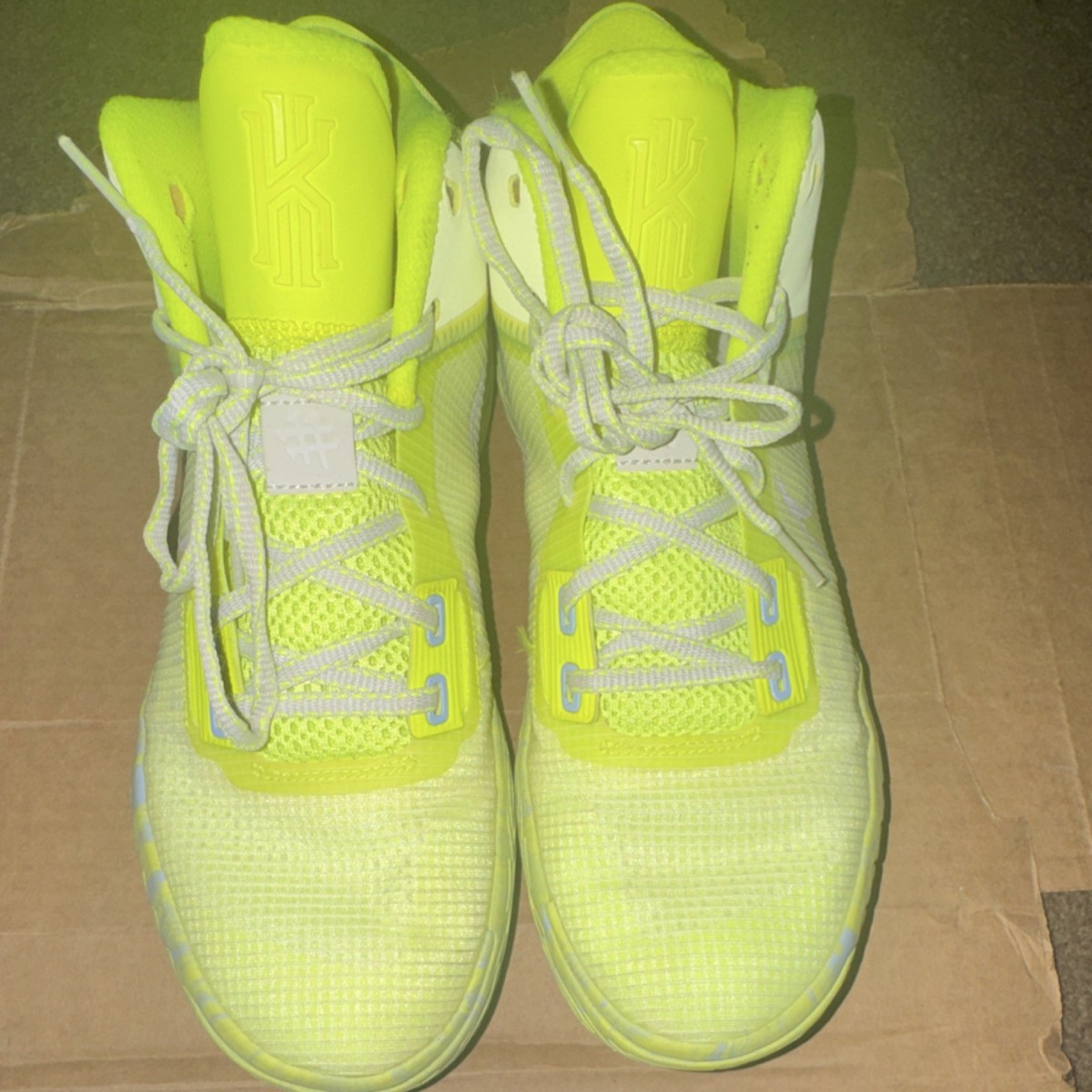 Size 8.5 - Nike Kyrie Flytrap 4 Barely Volt for sale online | eBay