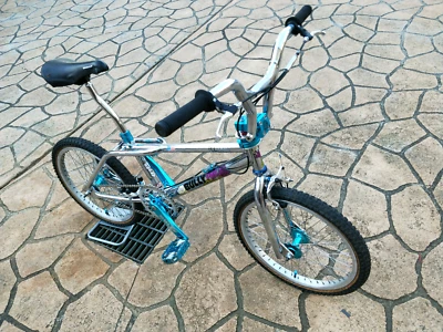 bully bmx bike