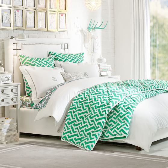 Pottery barn teen Links A Lot pouf Comforter XL Twin gum drop