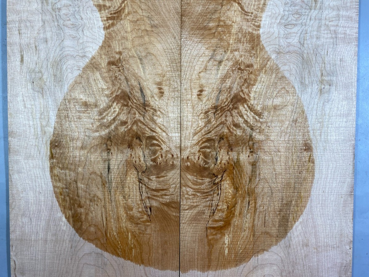 Figure Les Paul Guitar Top Ripple Worm-hole Maple Wood Bookmatch