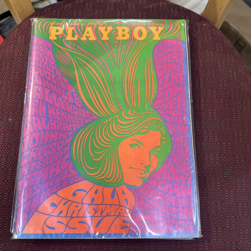 Playboy Magazine December 1967 with Complete Centerfold