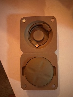 Yeezy Tech Kano Kanye West Donda 1016 Stem Player Tan Wireless NEW open box