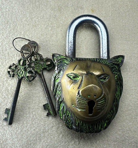 Lion Head Keyed Padlock Antique Bronze Metal