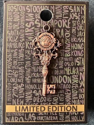 Hard Rock Cafe Gold Coast Europe Skeleton Key Series Pin