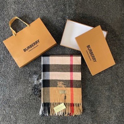 Burberry London klassischer Schal 180x60 cm