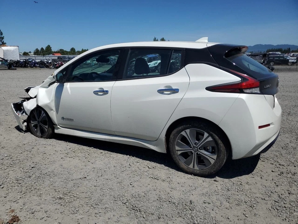 GRY RIGHT SUN VISOR 964005SA0E 2018-2024 NISSAN LEAF Foto 2 de 4