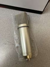 Microfono nello stile di Neumann U87