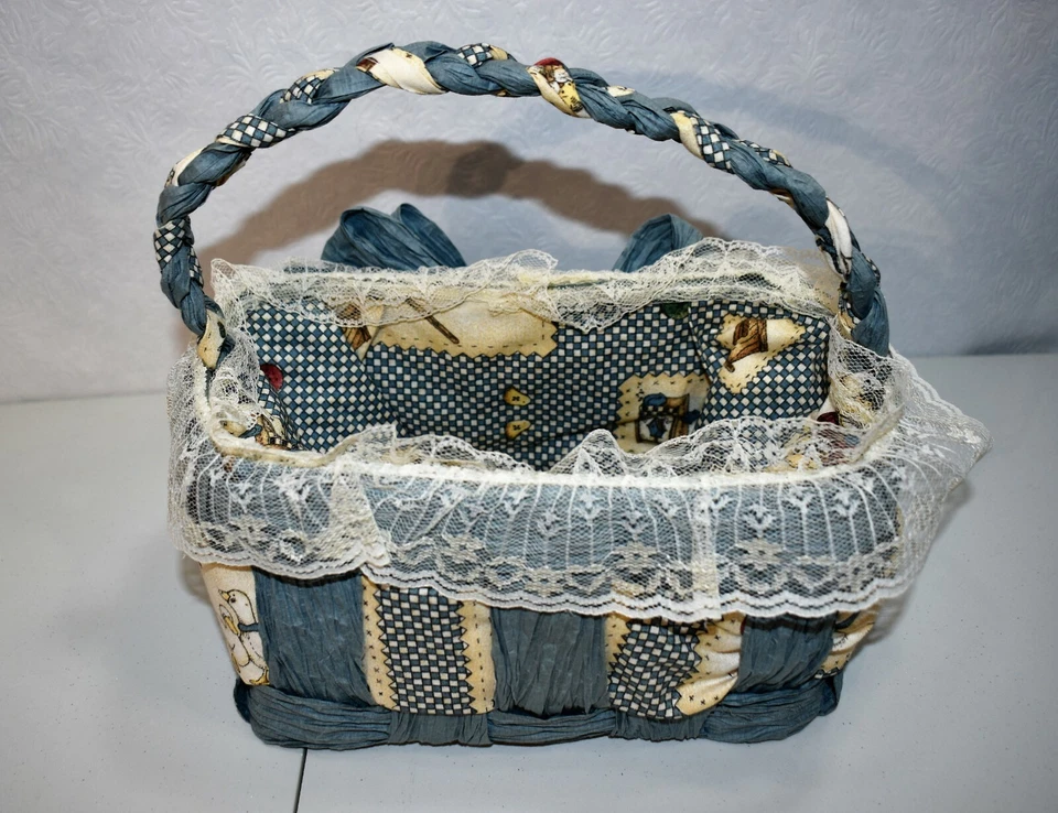 Basket Paper Twist Handmade Blue Country Vintage - Image 4 of 4