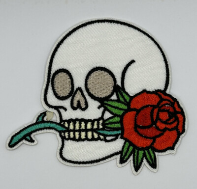 Skulls Patch Embroidered Iron Sew On Cloth Badge Skeleton Pink Rose Flower Biker - Foto 4