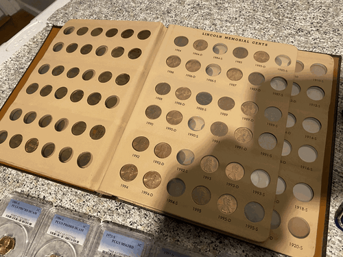 Dansco Album w 105 Lincoln Cents 1900's + 16ea PCGS graded Pennies + more! - Picture 13 of 19