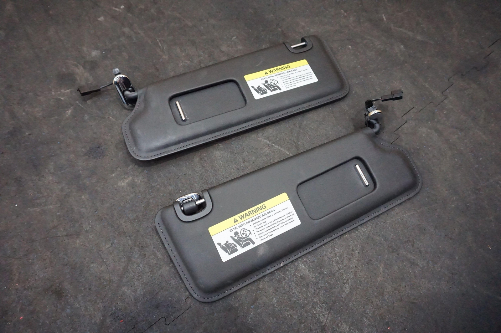 Set Left Right Front Windshield Sun Visor Black 3Z3857551 Bentley Mulsanne 10-20