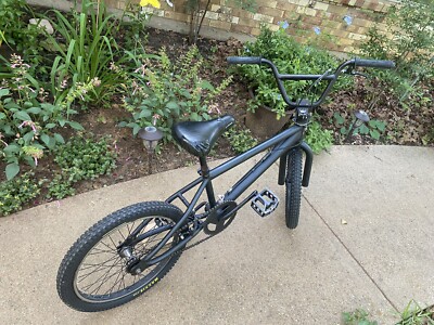 Tough 20 Inch Diamondback BMX Bike With Maxxis Dirt Jump Tires. | eBay