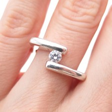 925 Sterling Silver Vintage Round-Cut C Z Modernist Ring Size 5.25