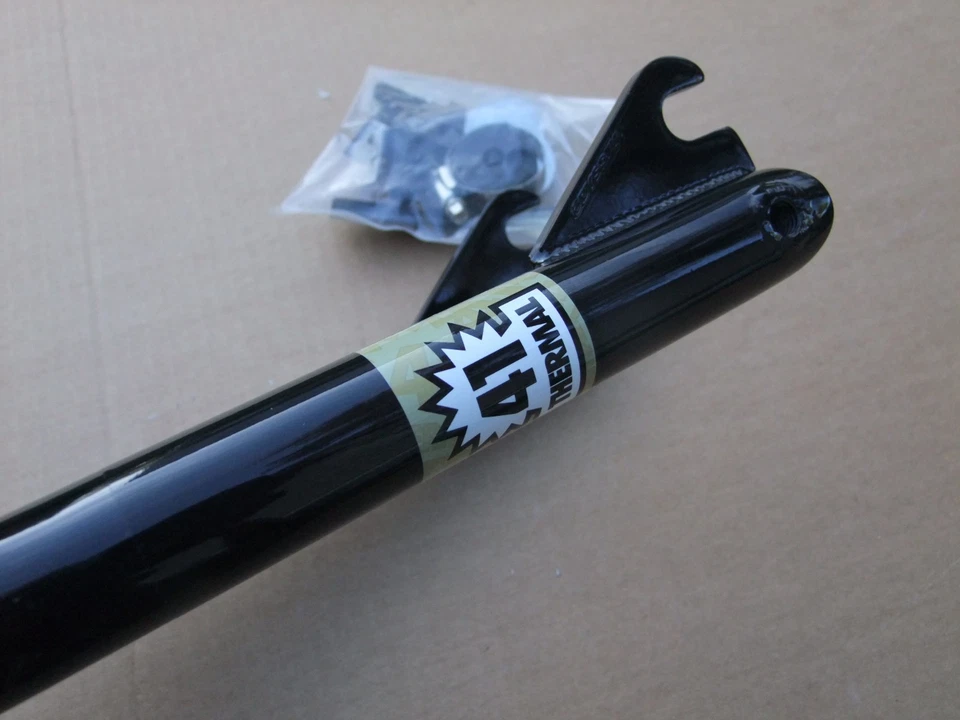 Odyssey 41 Thermal fork, 20" Black 14mm dropouts  Freestyle  BMX w/990 mounts - Image 4 of 4