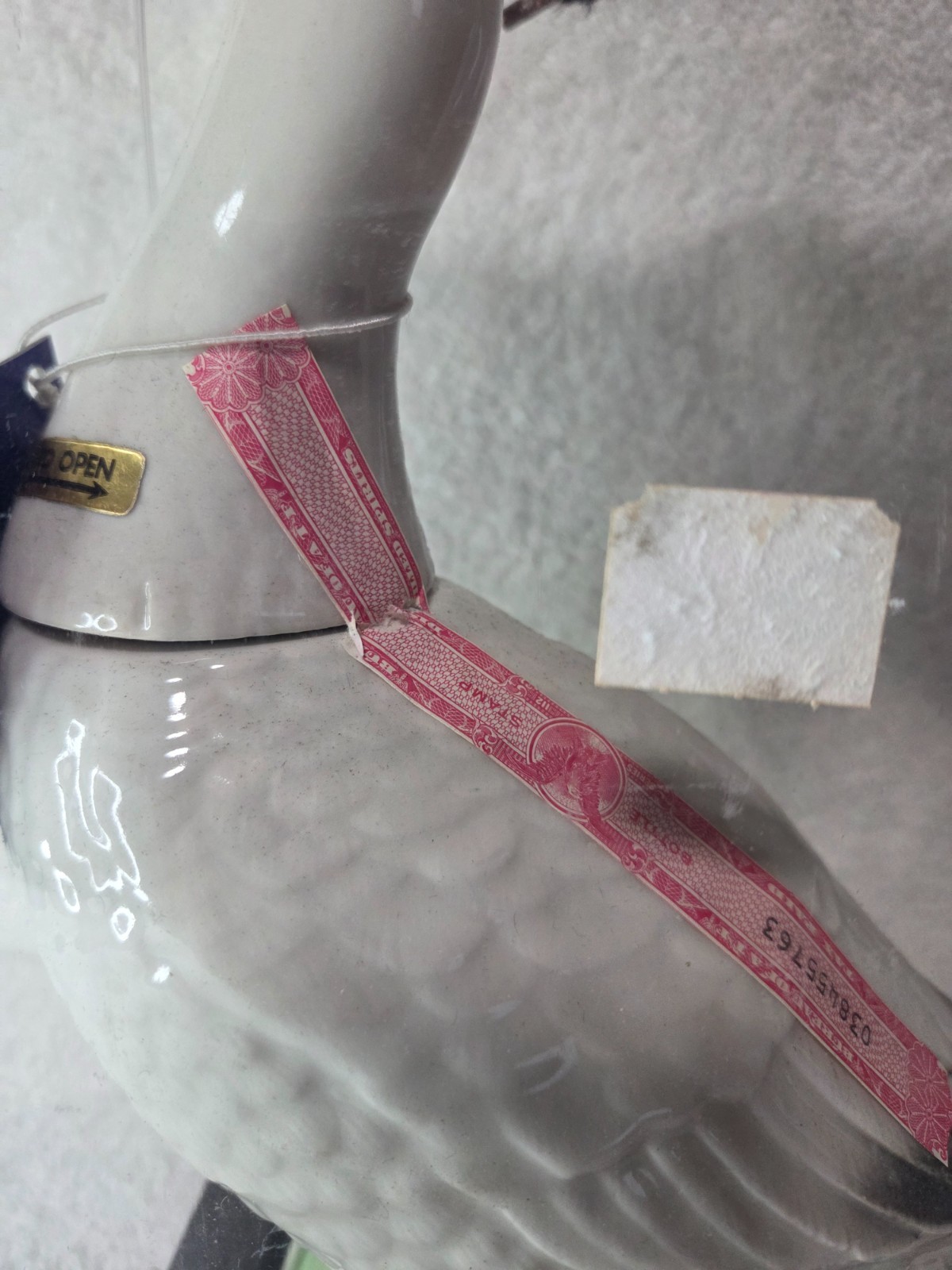 Rare Jim Beam 1979 “The Beam Collection" Snow Goose Decanter  Empty W/ Tag& Case