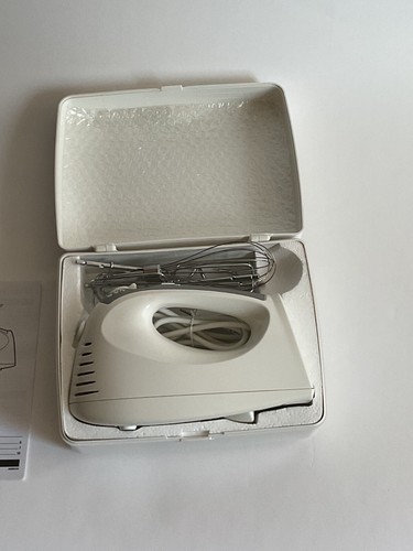 Vintage GE hand mixer with carry case