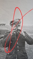 Foto - Offizier Luftwaffe mit Eumig Schmalfilmkamera - 9x13 cm