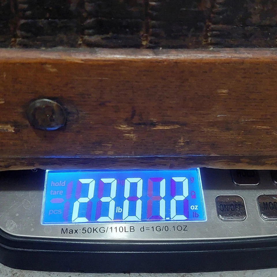 Antiguo baúl Davis, tapa de cocodrilo metal y madera Detroit MI. Necesita restauración Foto 3 de 4