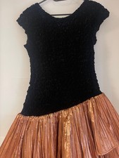 Cocktail-Kleid 38, asymetrisch angesetzter Ro...