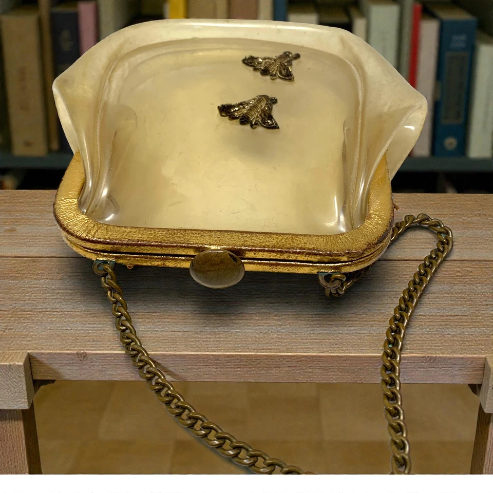 Bolso Cartera de Noche Rosenfeld Vintage Años 50 Vinilo Drapeado Transparente Detalle de Insectos de Latón Foto 4 de 4