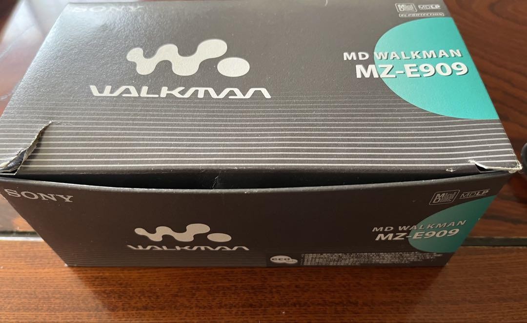 【kk】 SONY MD Walkman MZ-E909 Portable MiniDisc Player Near Unused