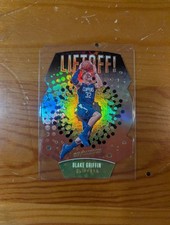 2017-18 Panini Revolution Basketball Blake Griffin #10 Liftoff Die Cut
