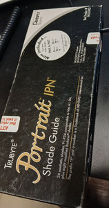 Trubyte Portrait IPN Plastic Shade Guide Dentsply - OPEN/USED