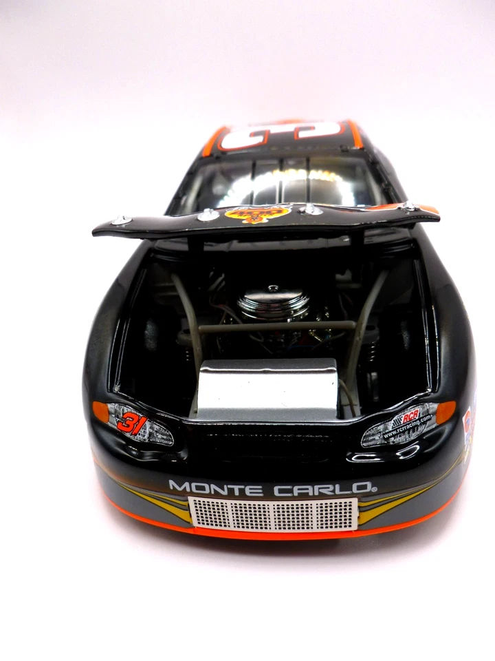 1/24 RCCA Robby Gordon 1/600 Pepe LePew 2002 Looney Tunes Rematch HO BANK — 第 3/4 张图片