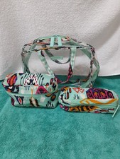 Vera Bradley 3 Piece Preowned Vera Travel Set Cosmetic Bag EXCELLENT