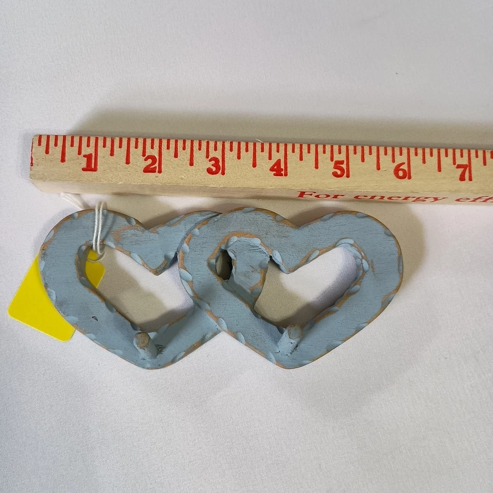 钥匙扣狗猫皮带挂钩小型木制悬挂 2 个钉双心 6 x 3 — 第 3/4 张图片