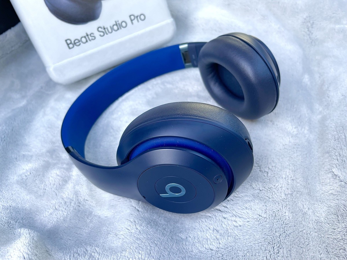 Beats Studio Pro Bluetooth Wireless Headphones - Deep Brown