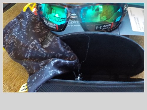 NIB Under Armour Hook'd Shiny Crystal Tort Green Storm Polarized Sunglasses - Picture 2 of 12